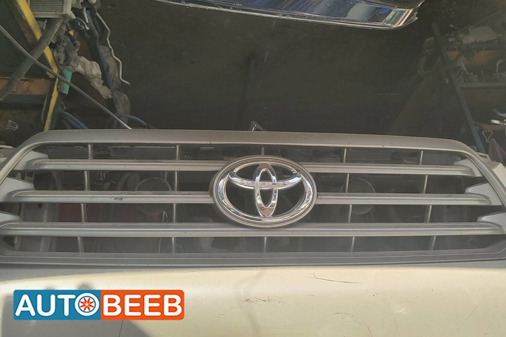 Body Grilles Toyota Highlander