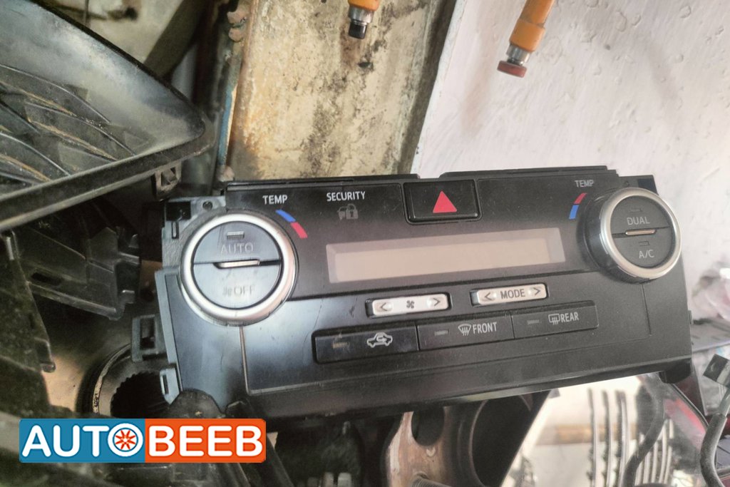Cabin Dashboard Toyota Camry