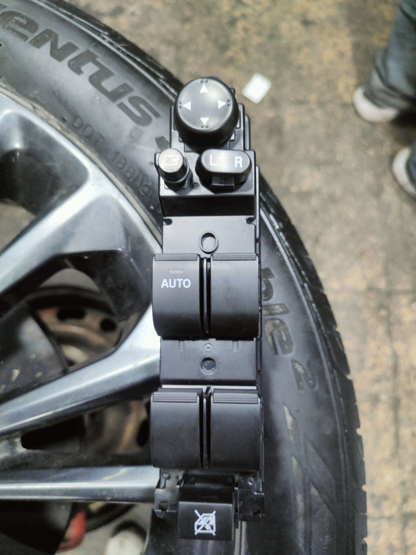 Cabin Control buttons Mazda 2