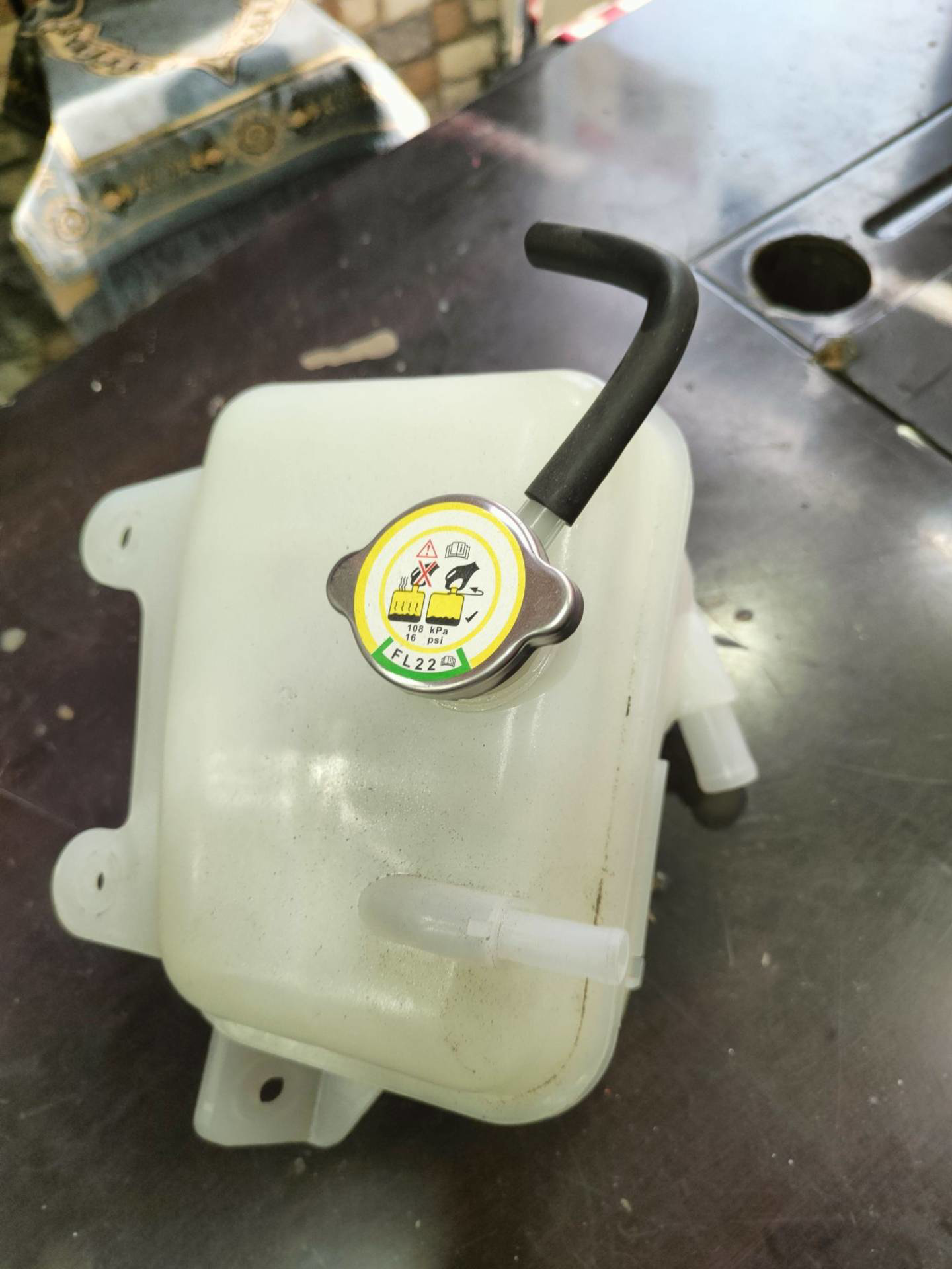 مطرة راجع مازدا CX9 2009 2010 2011 2012 2013 2014