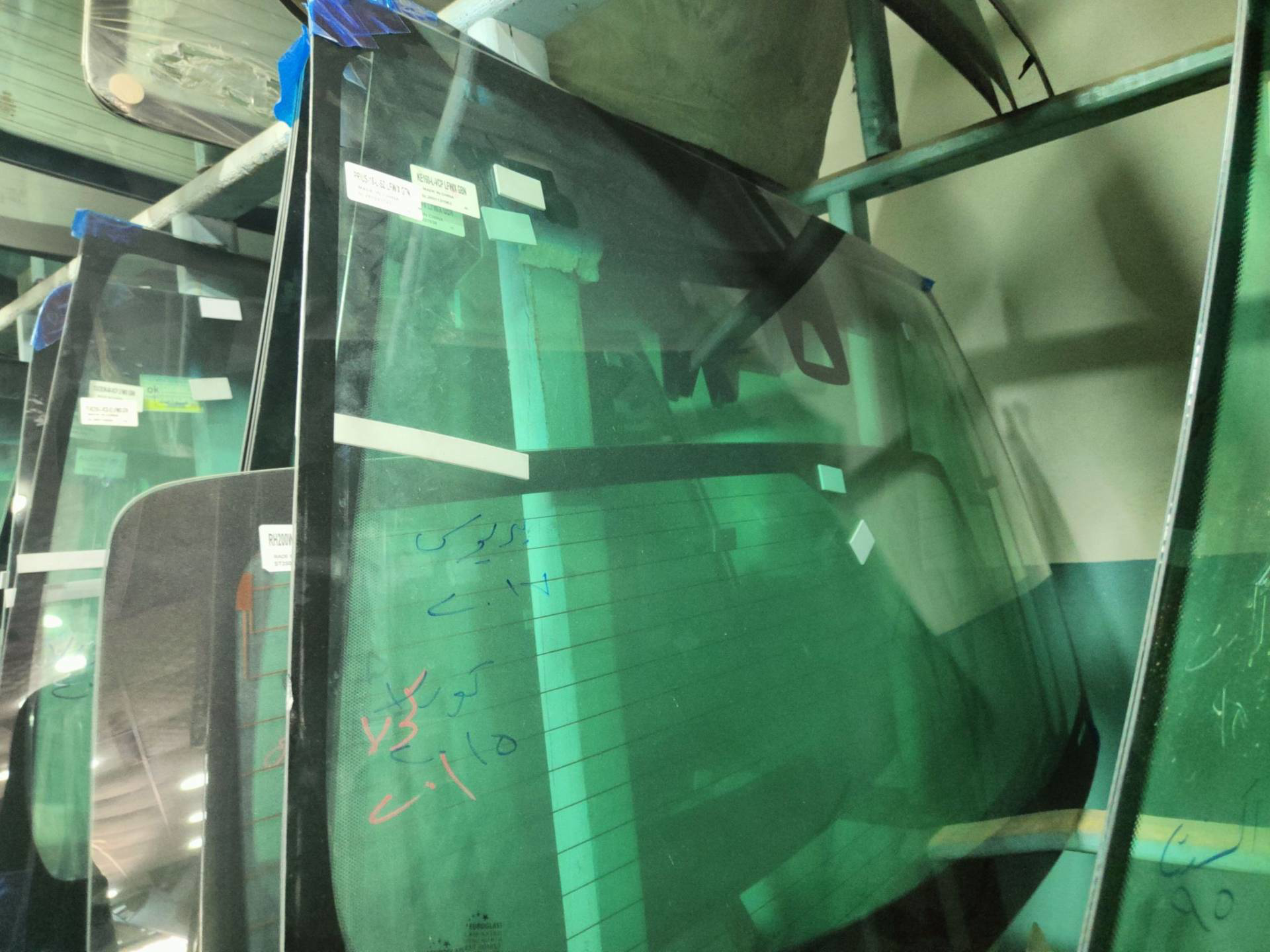 Body Glass Toyota Prius