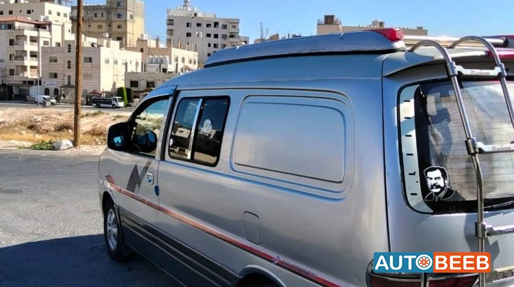 Minibus Hyundai 2005