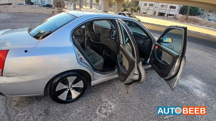 Hyundai Elantra 2003