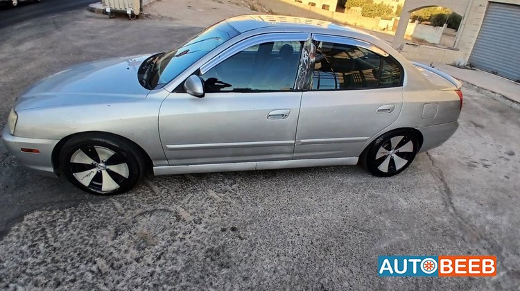 Hyundai Elantra 2003