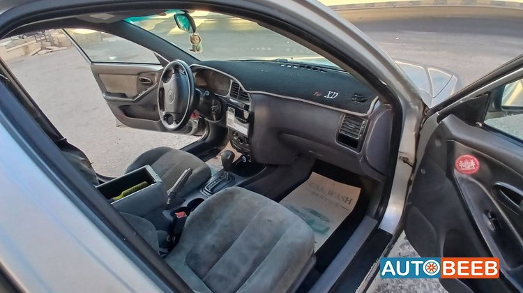 Hyundai Elantra 2003