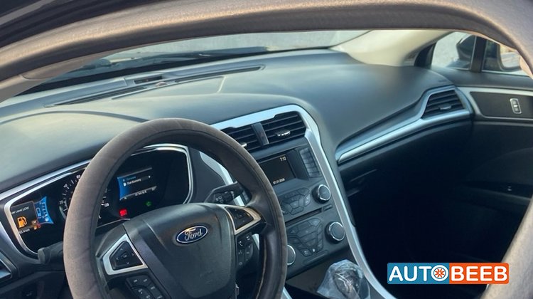 Ford Fusion 2015