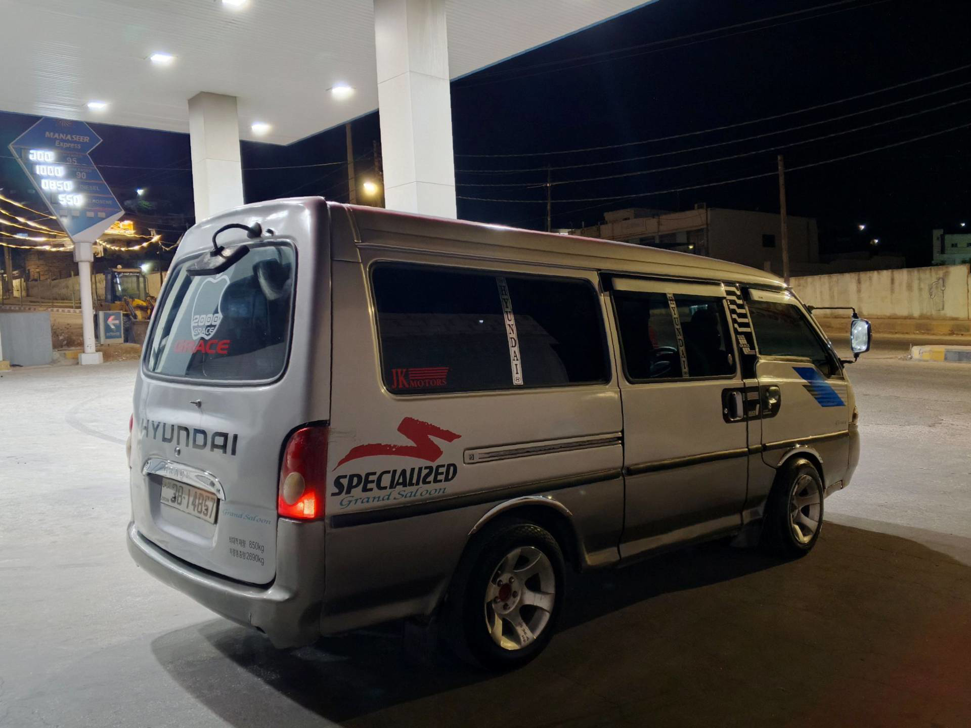 Minibus Hyundai 2000