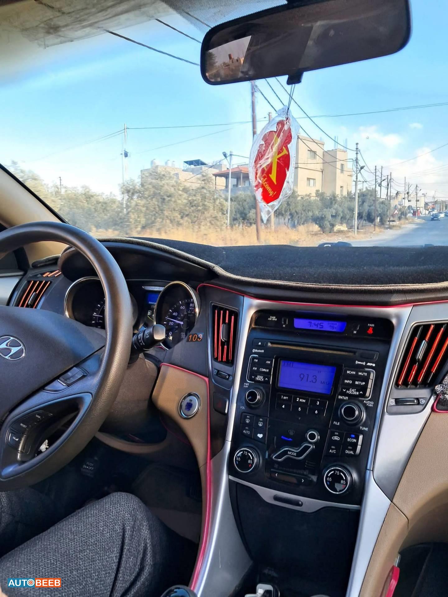 Hyundai Sonata 2011