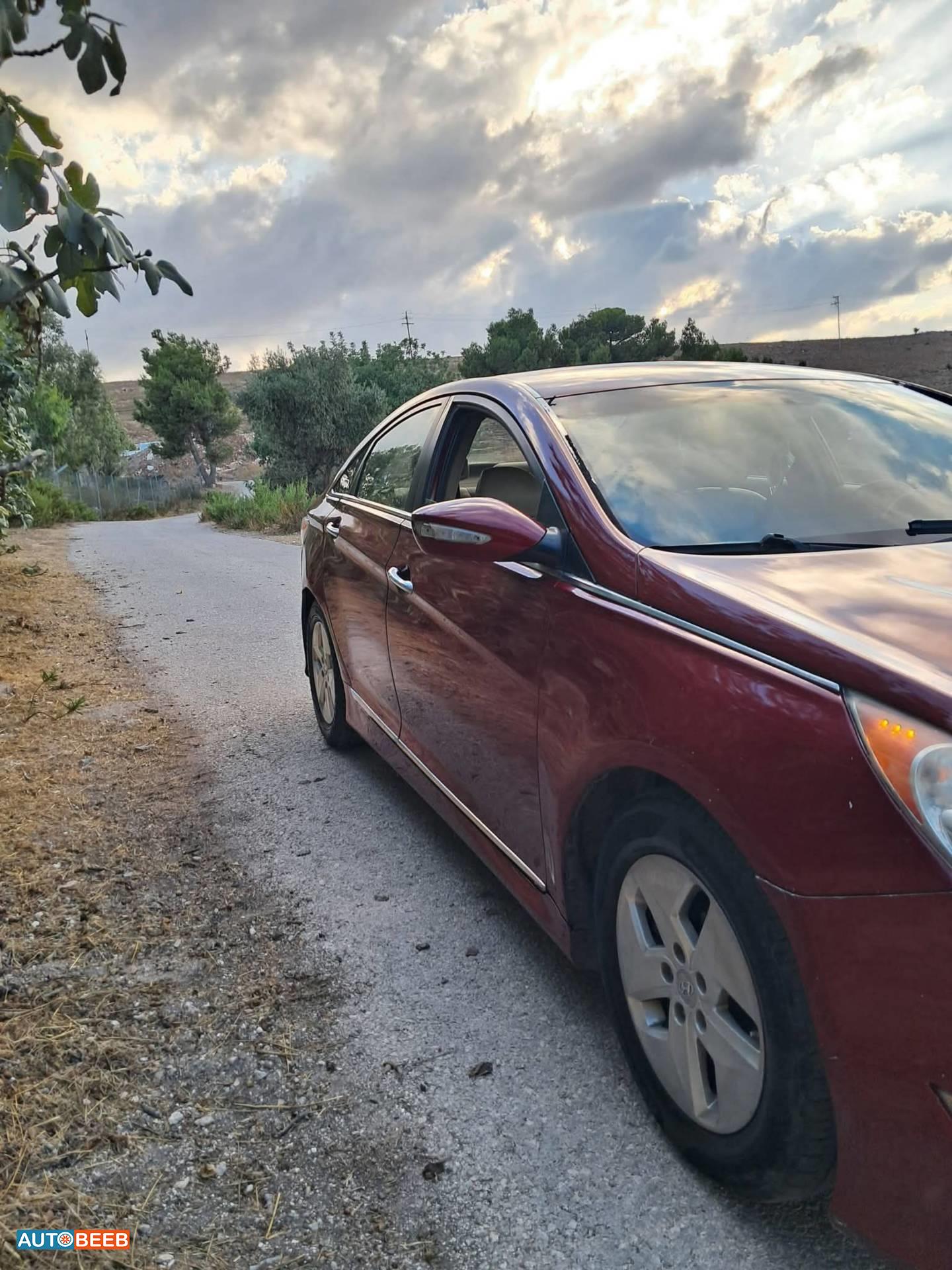 Hyundai Sonata 2011