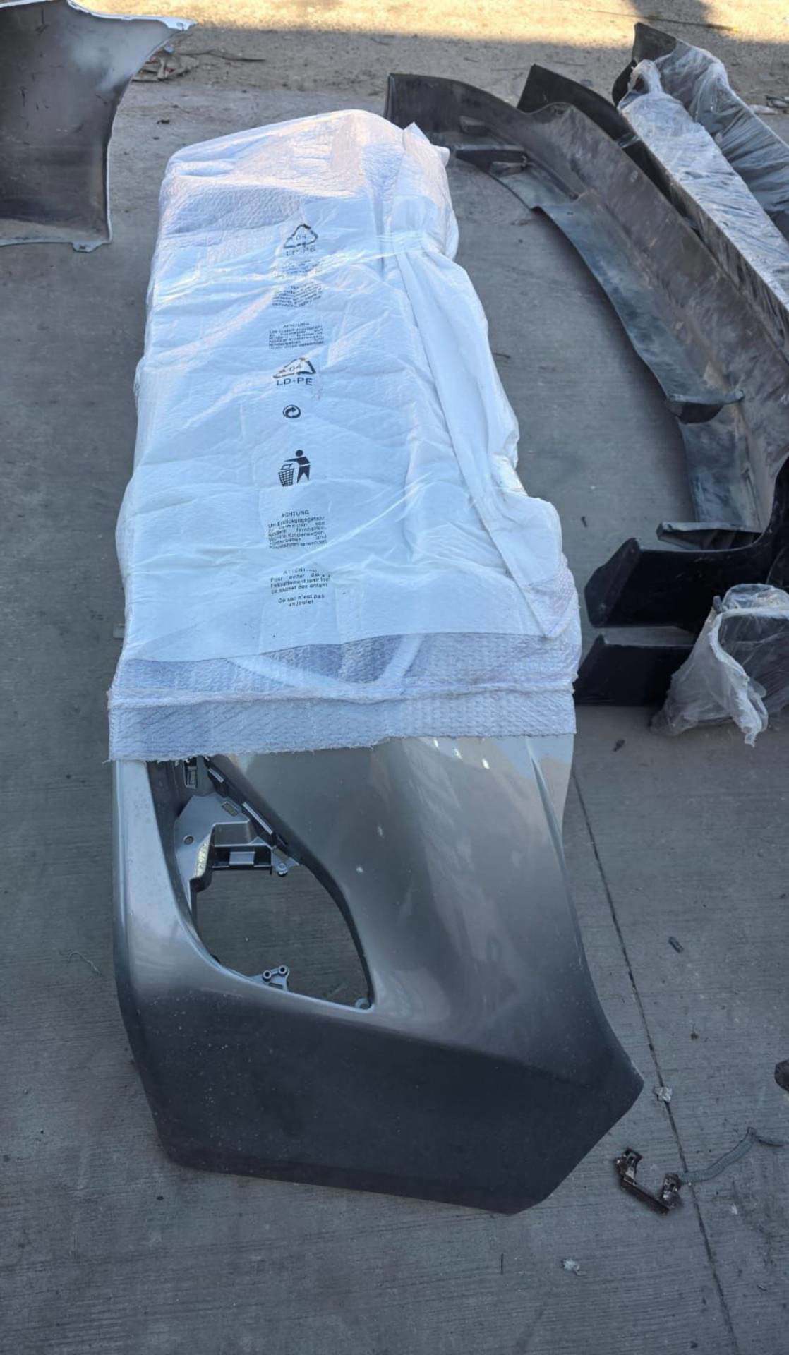 Body Bumper Toyota Avalon