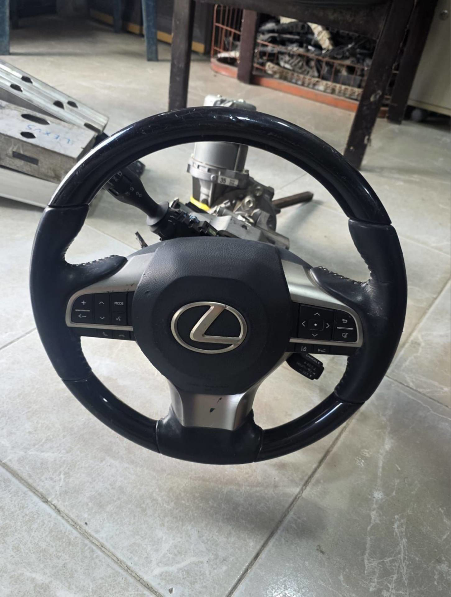 Cabin Steering Wheel Lexus ES300