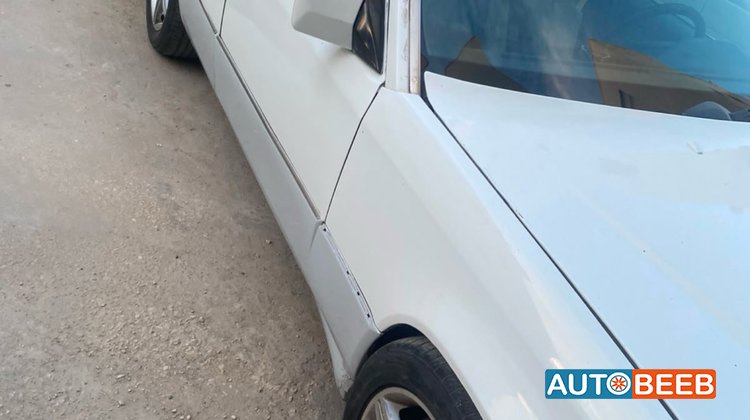 Mercedes Benz E200 1991