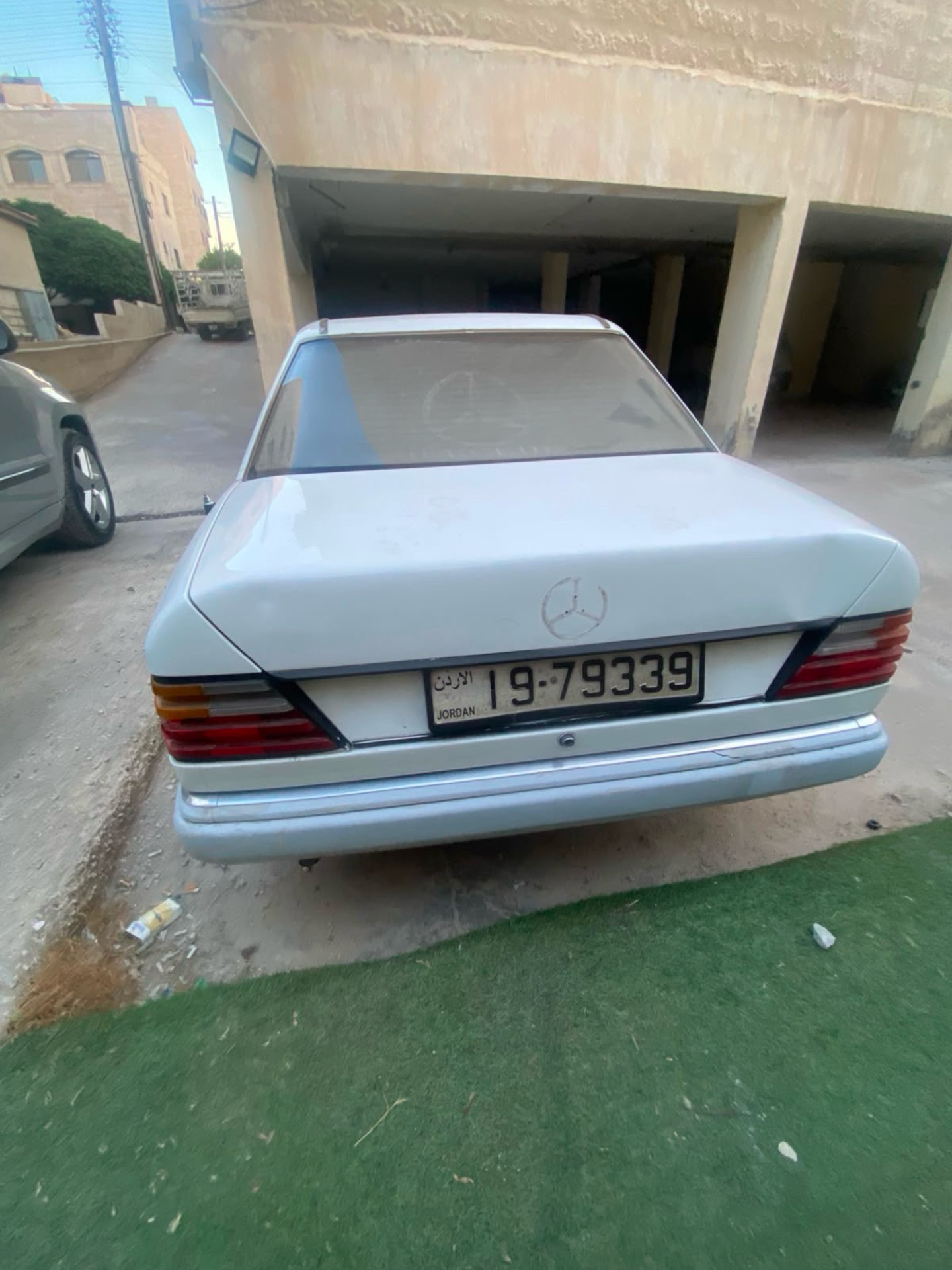 Mercedes Benz E200 1991