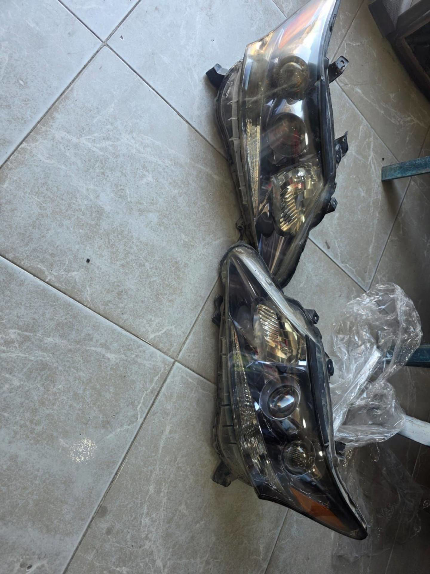 Lights Front light Lexus HS250h