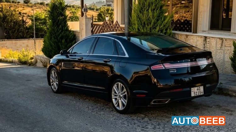 Lincoln MKS 2016