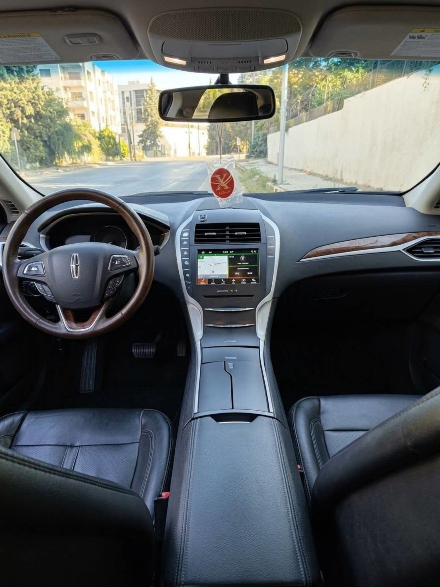 Lincoln MKS 2016