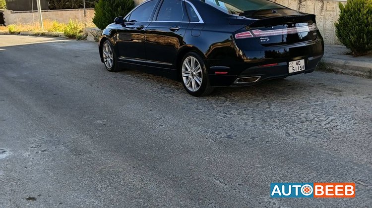 Lincoln MKS 2016