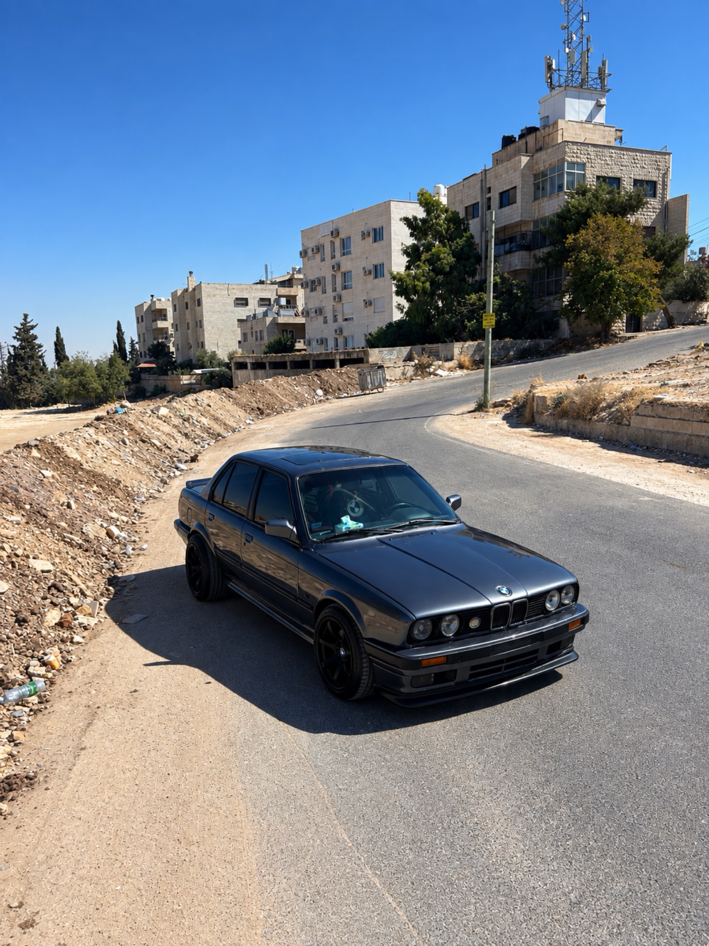 BMW 220i 1988