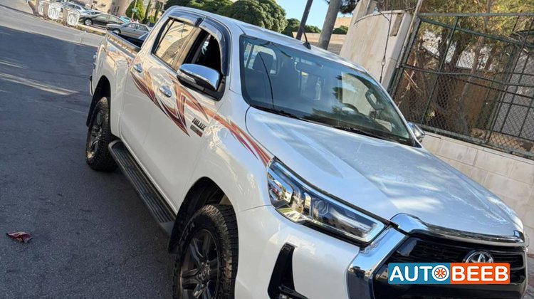 Toyota Hilux 2023