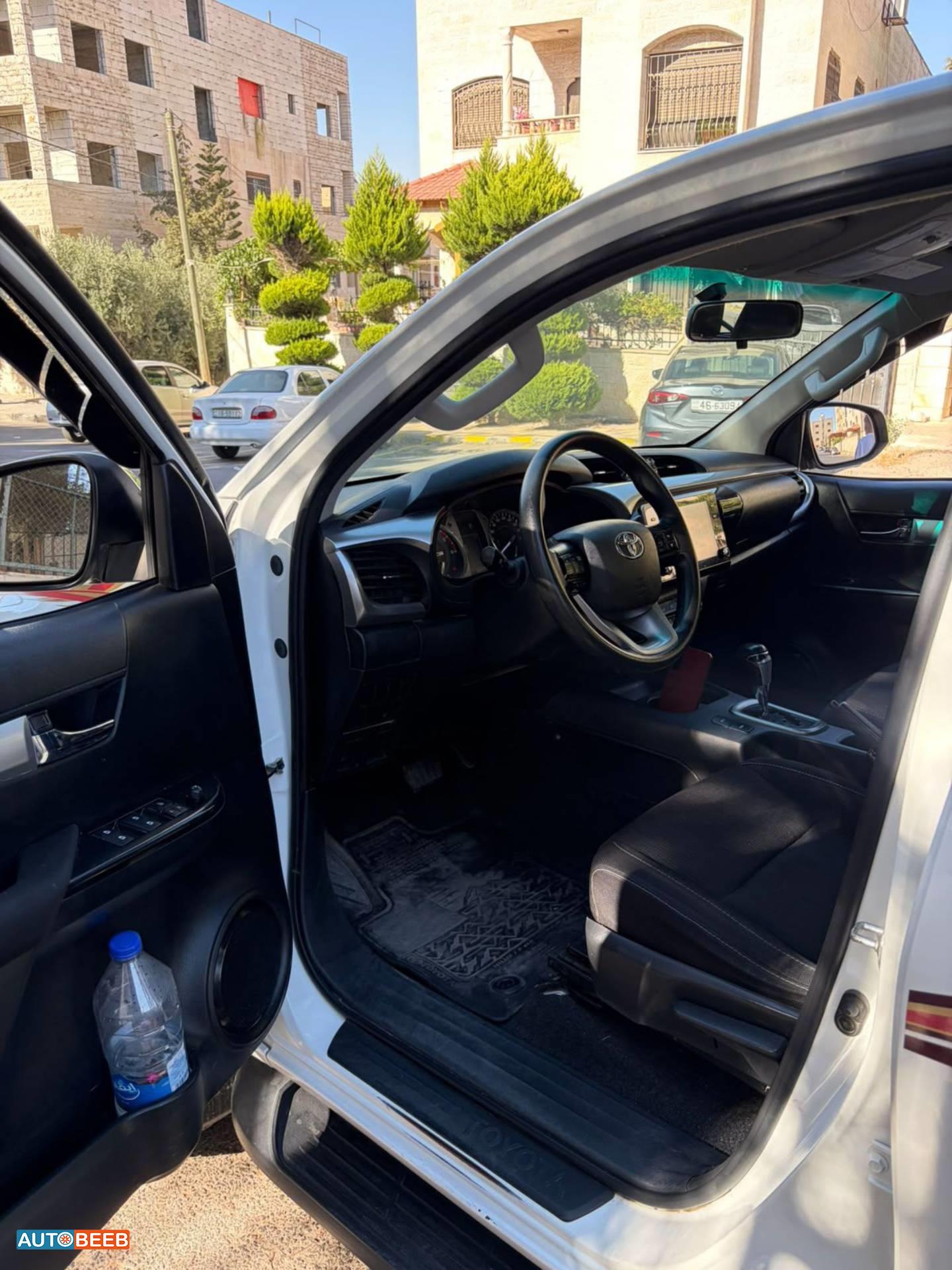 Toyota Hilux 2023