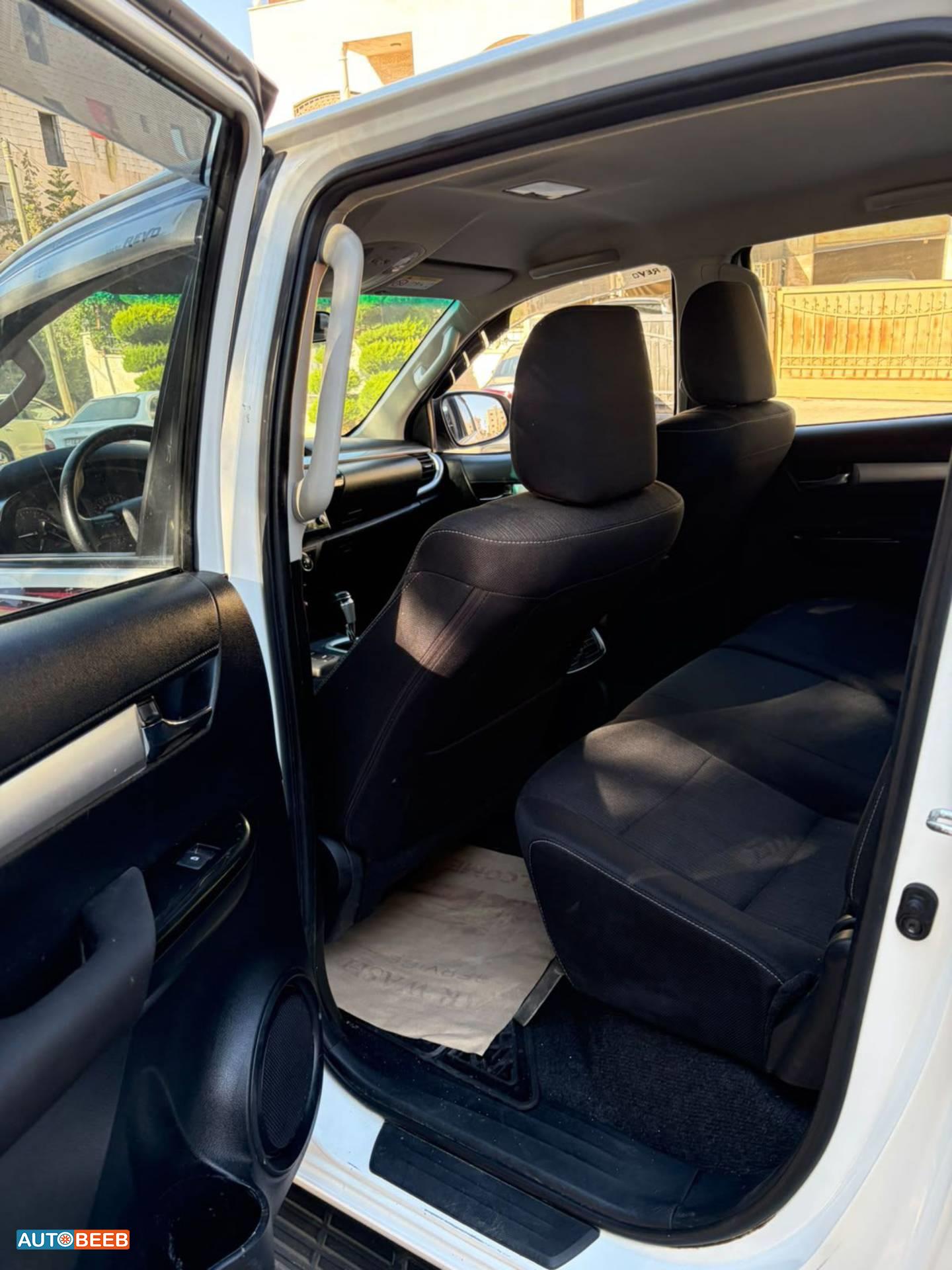 Toyota Hilux 2023