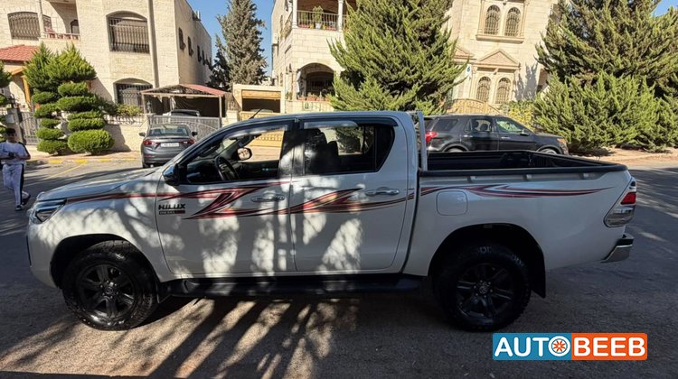 Toyota Hilux 2023