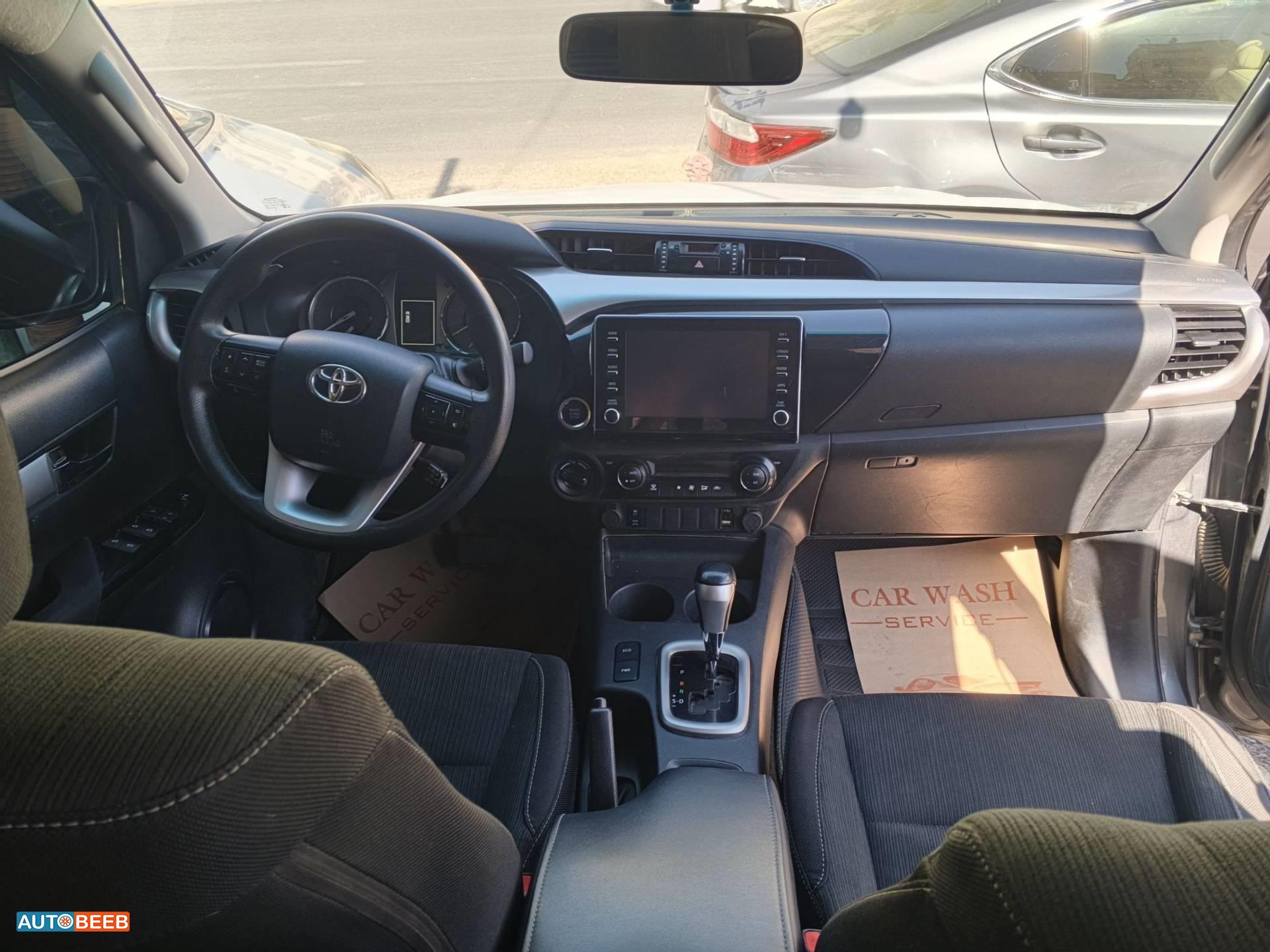 Toyota Hilux 2023