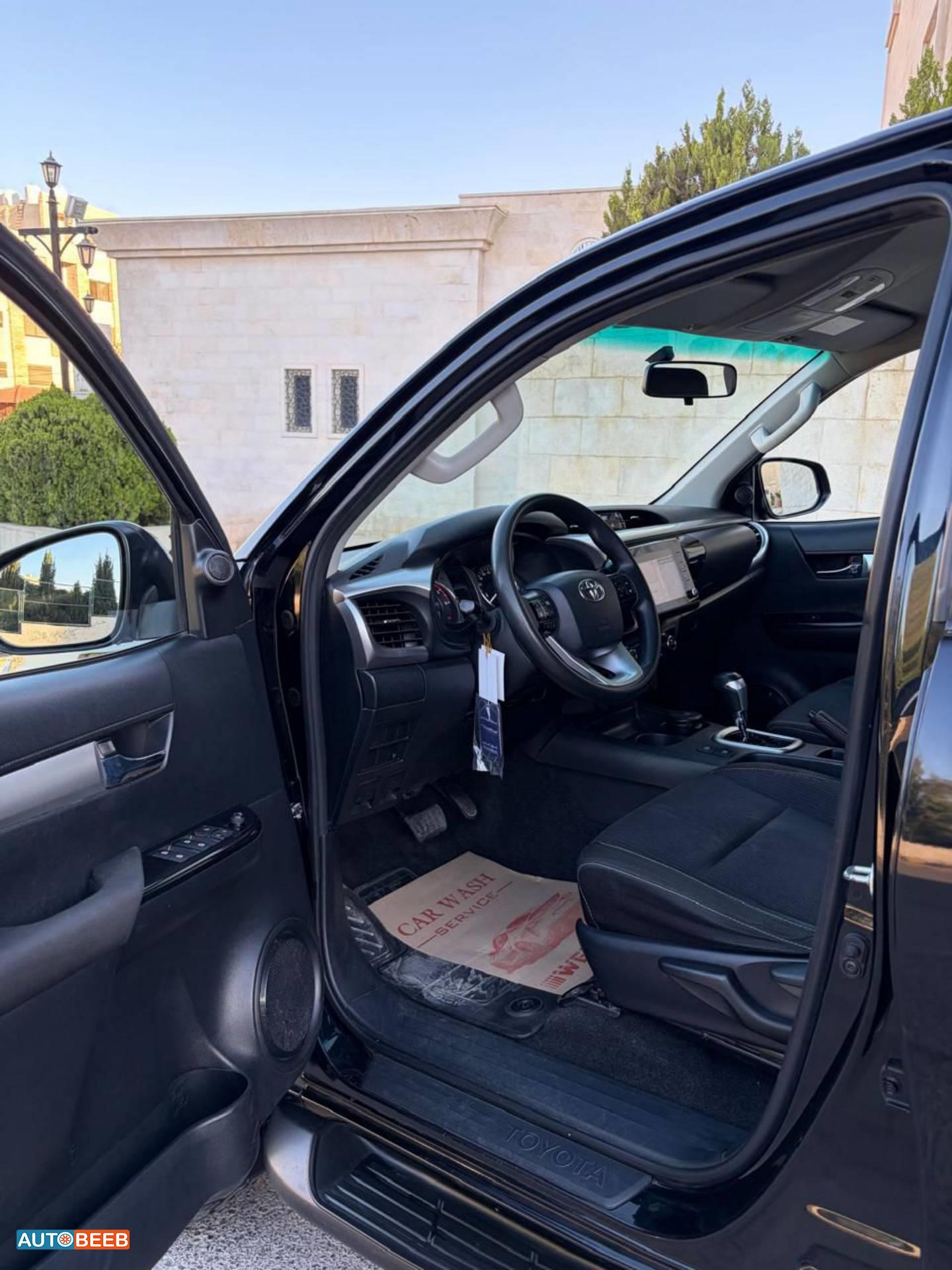 Toyota Hilux 2021