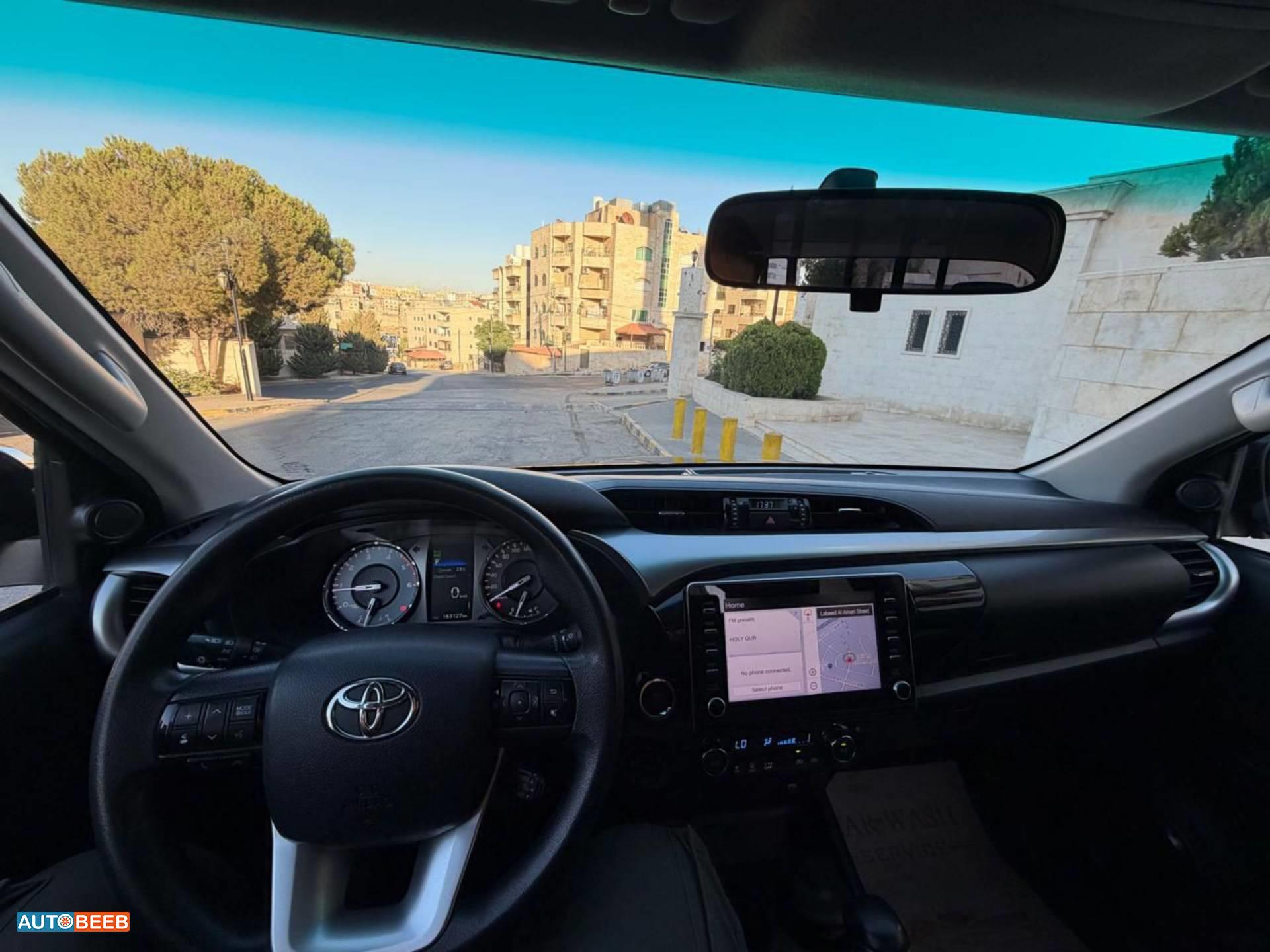 Toyota Hilux 2021
