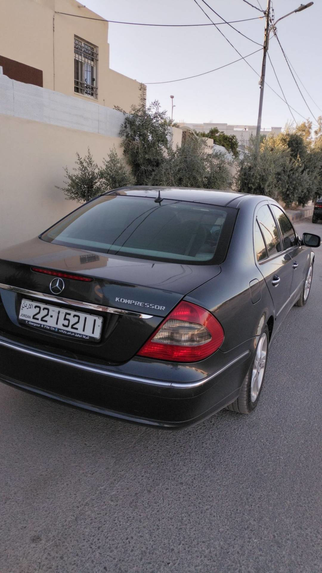 مرسيدس بنز E200 2008