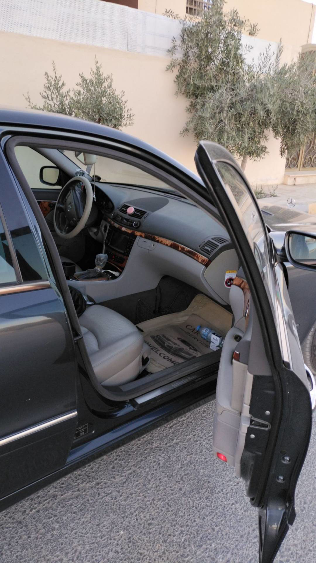 مرسيدس بنز E200 2008