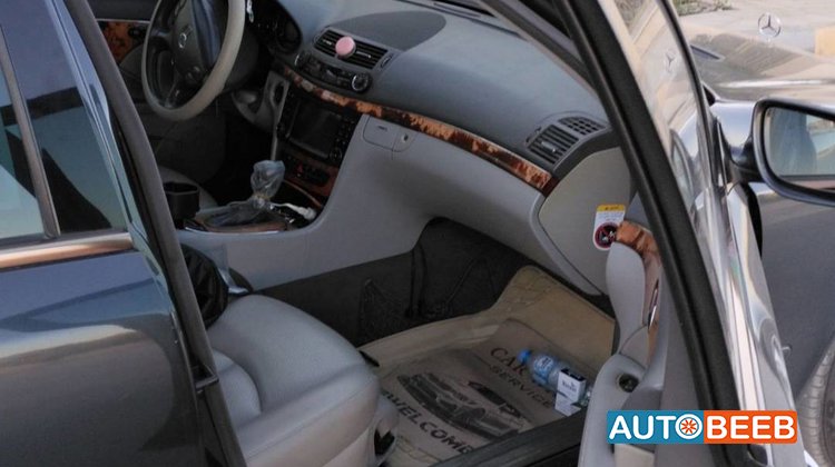 مرسيدس بنز E200 2008