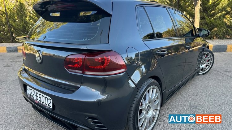 فولكس فاجن جولف GTI 2012
