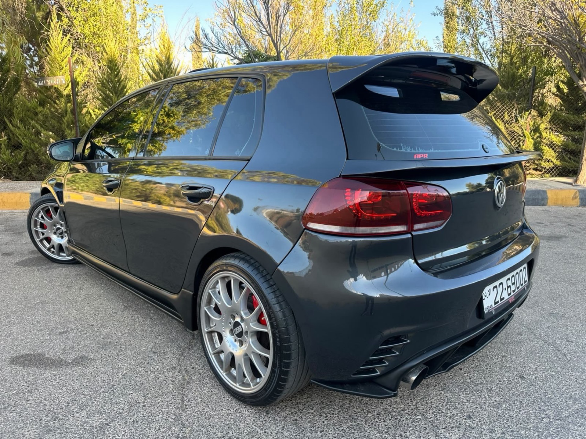 فولكس فاجن جولف GTI 2012