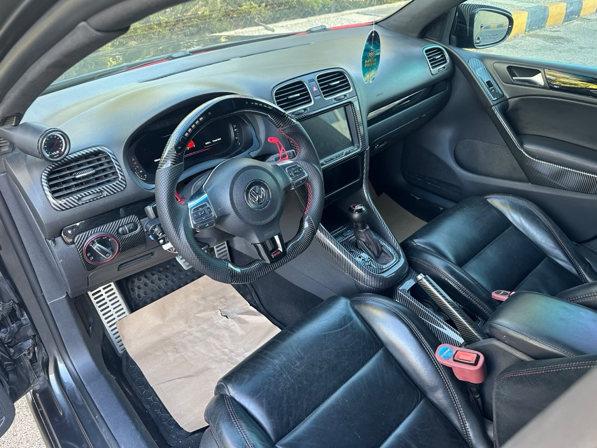 فولكس فاجن جولف GTI 2012