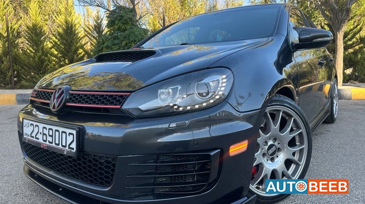 فولكس فاجن جولف GTI 2012