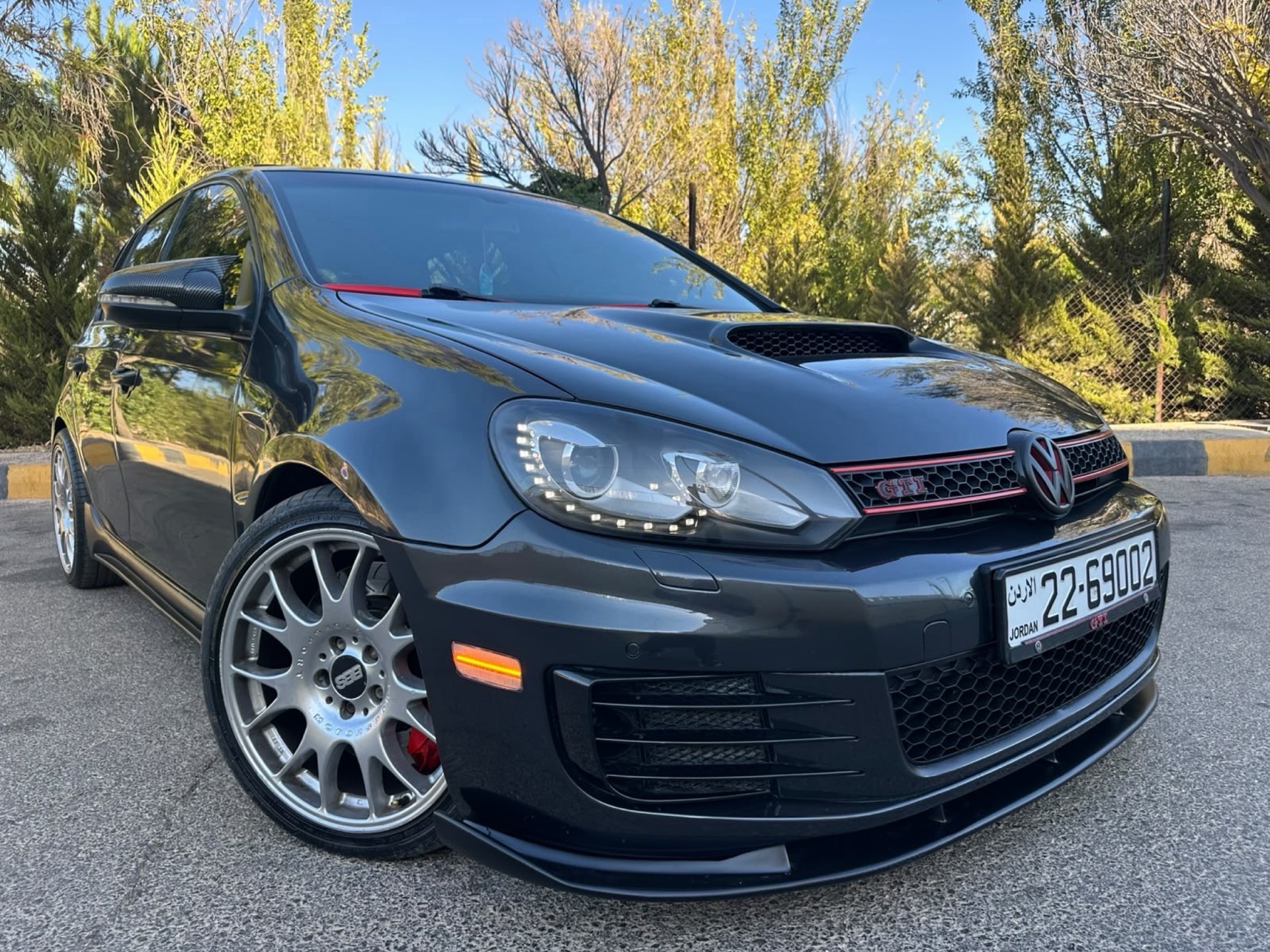 فولكس فاجن جولف GTI 2012