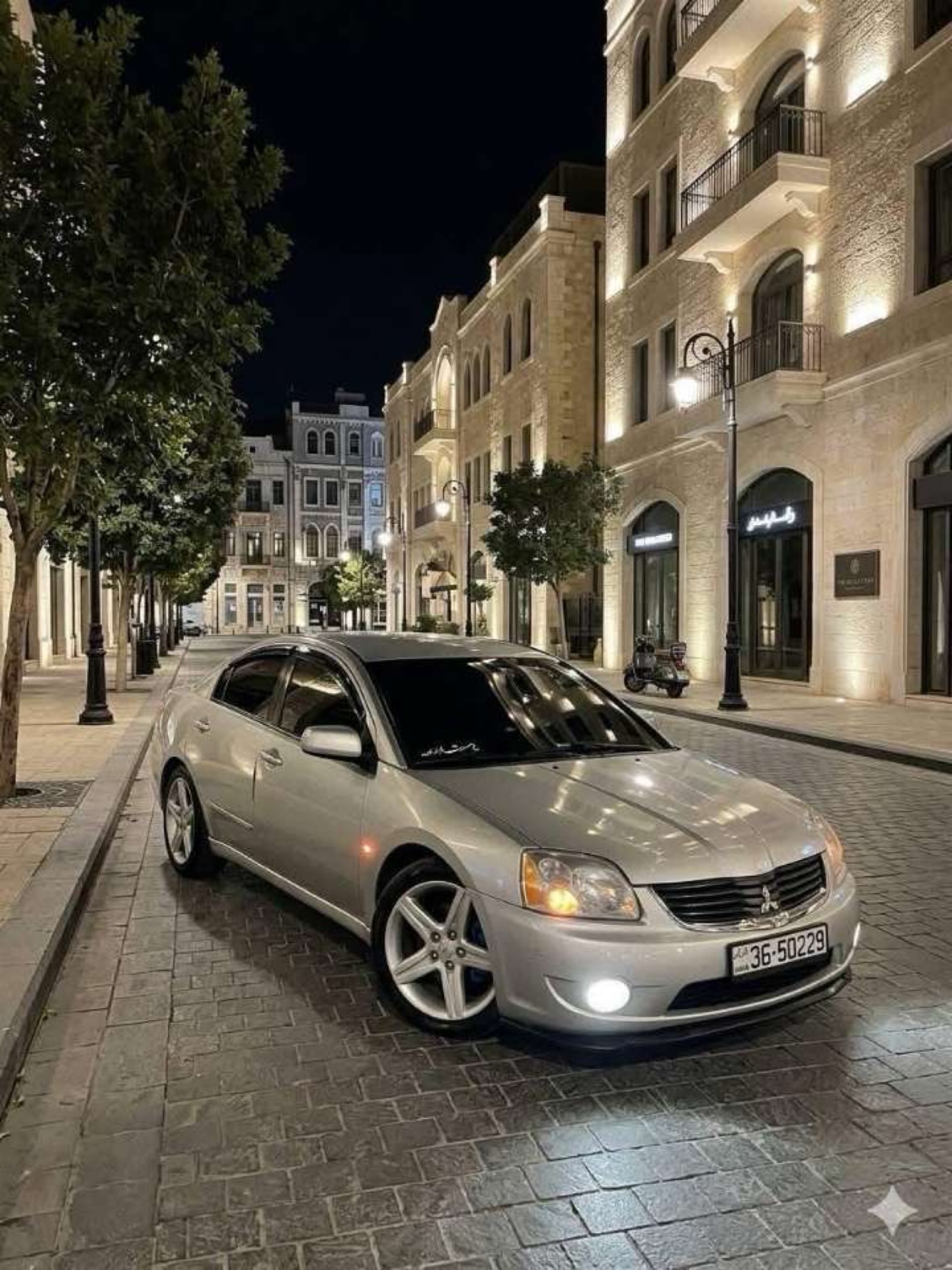 Mitsubishi Galant 2009