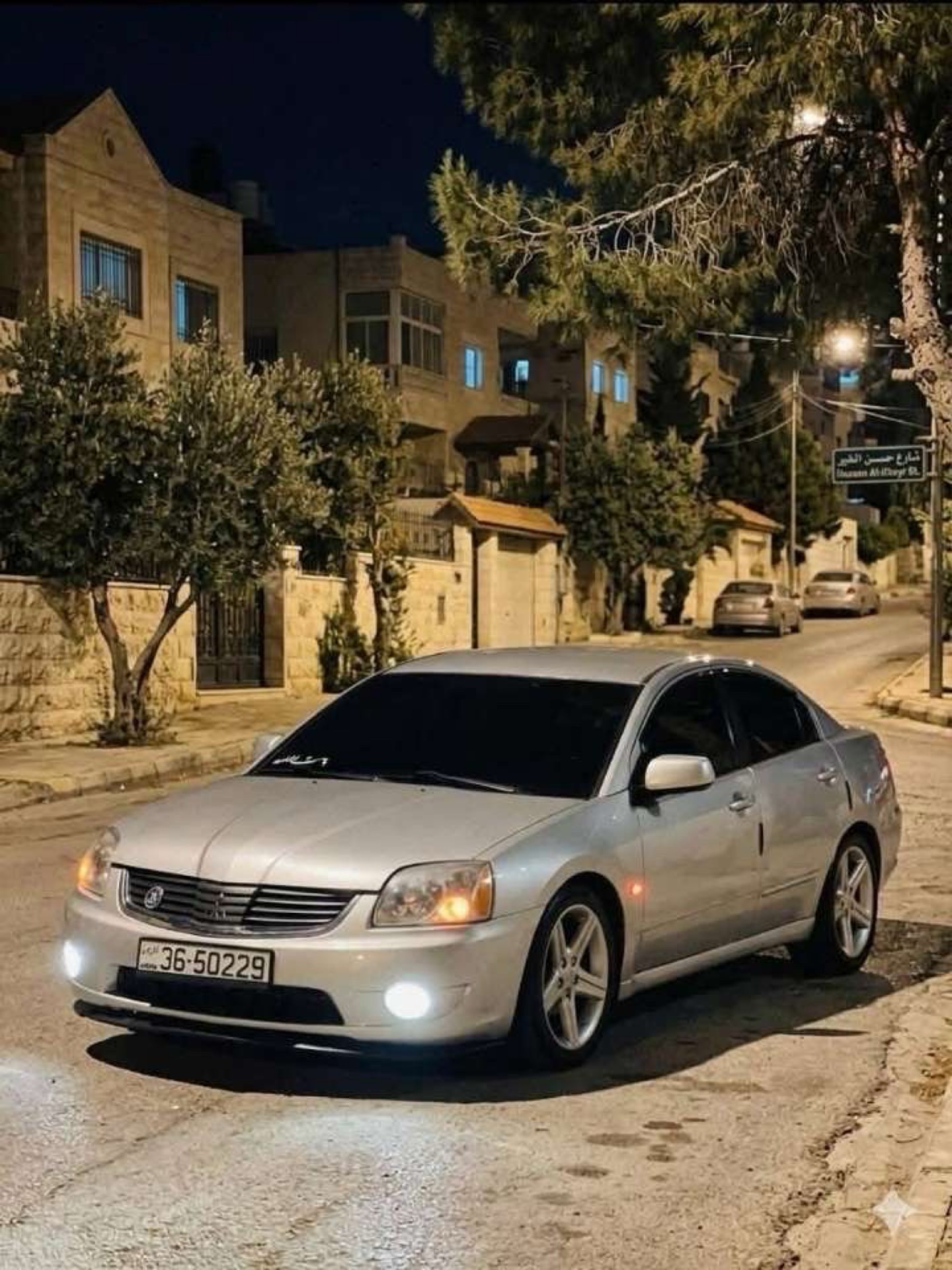Mitsubishi Galant 2009