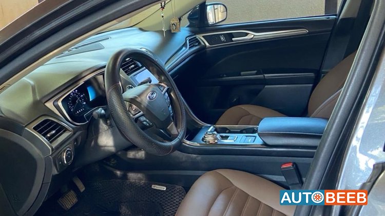 Ford Fusion 2018