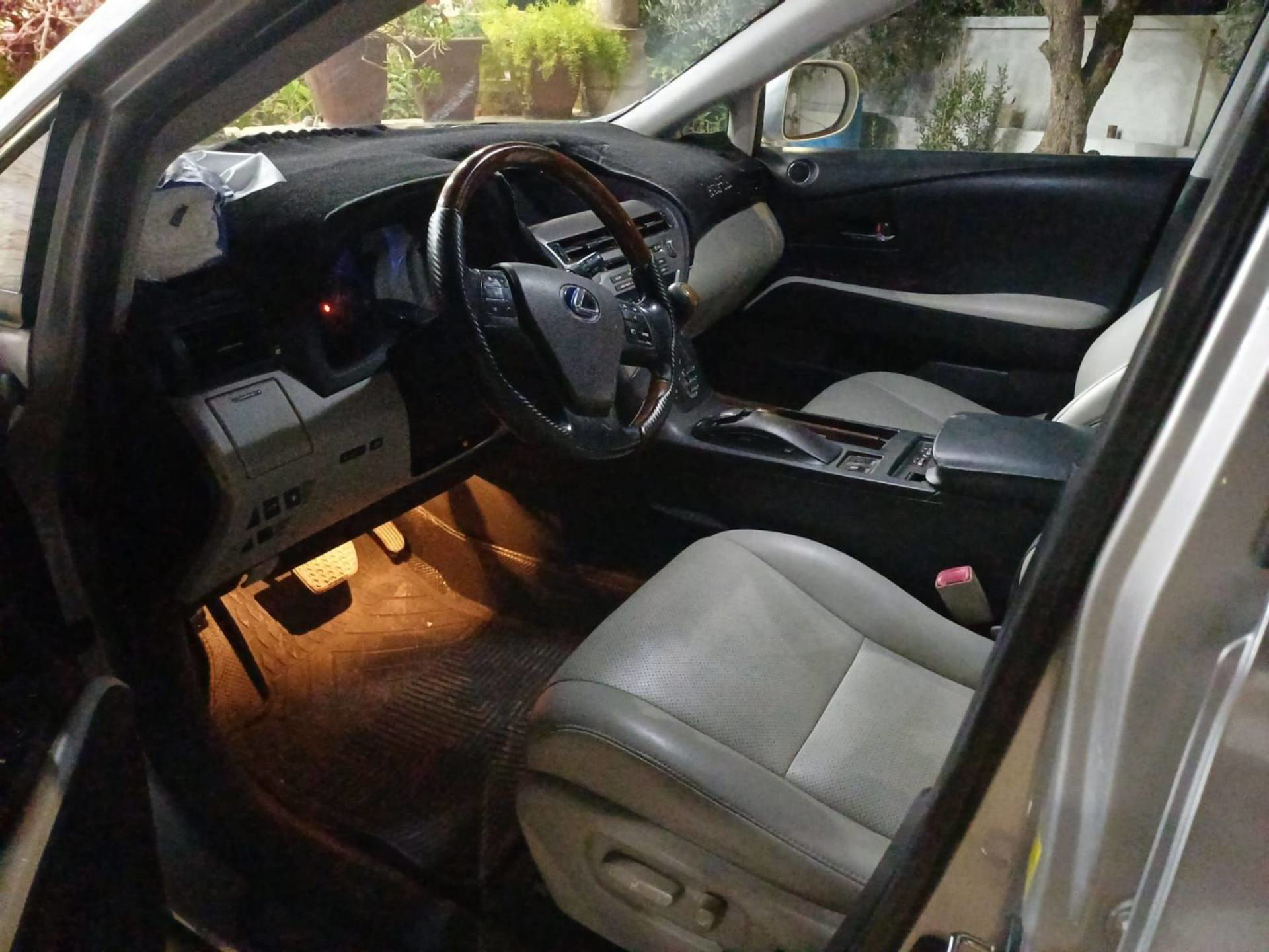 Lexus LX450 2010