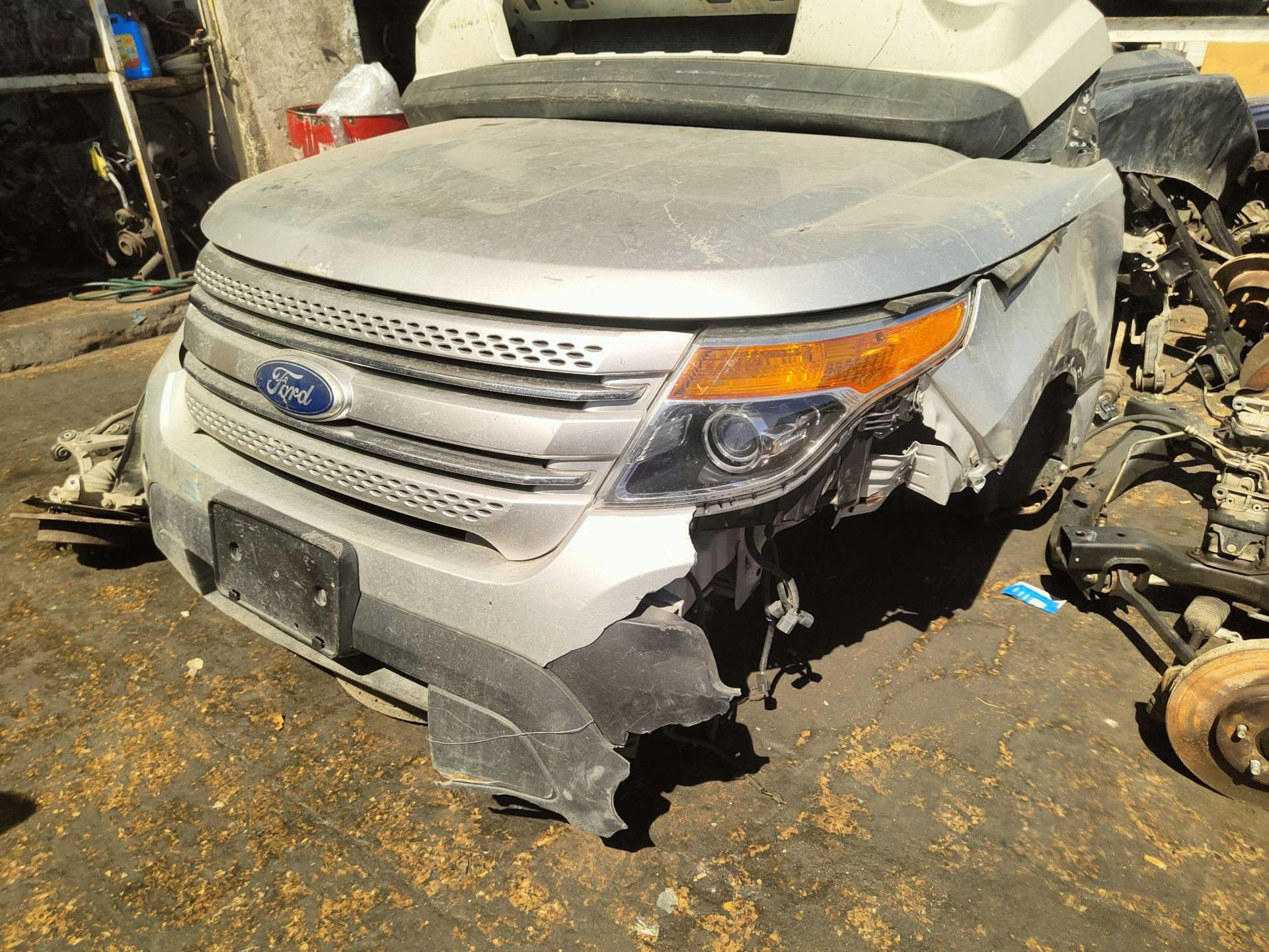 Body Front clip Ford Explorer