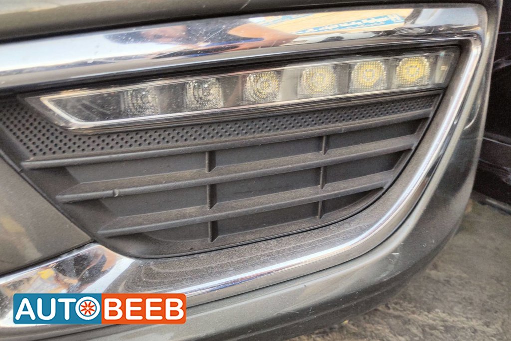 Lights Spotlight Lincoln MKZ