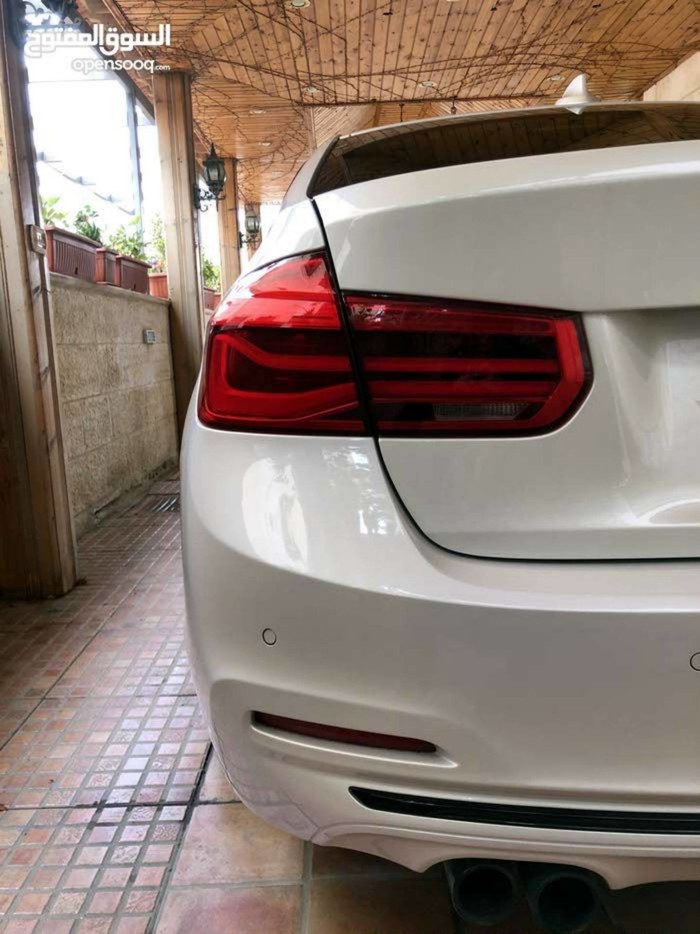 بي ام دبليو 330e 2016