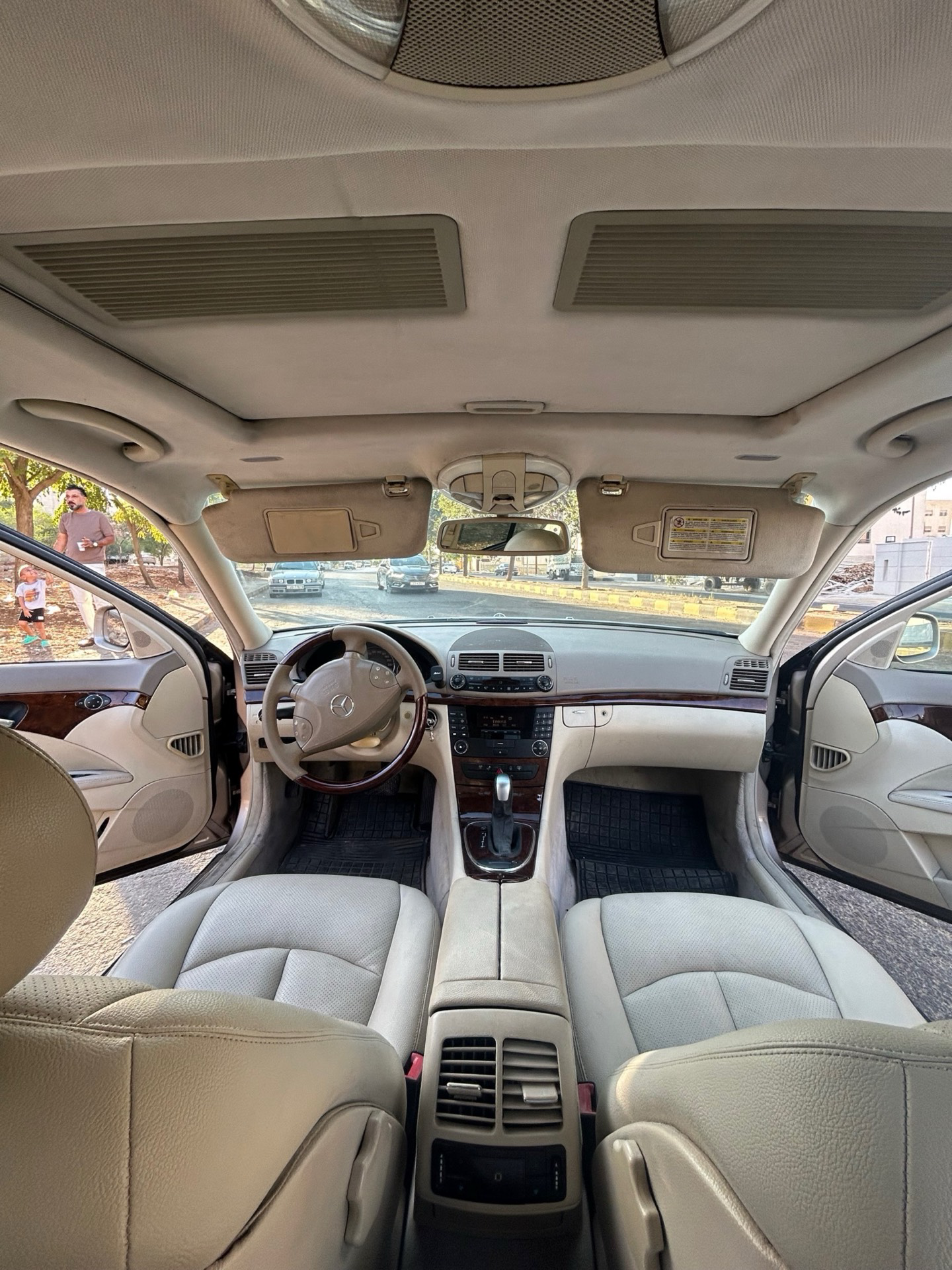 Mercedes Benz E200 2003