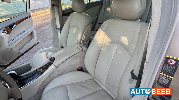 Mercedes Benz E200 2003