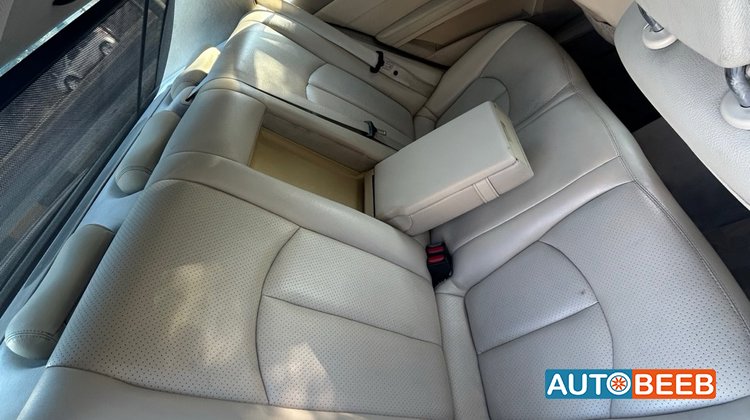 Mercedes Benz E200 2003