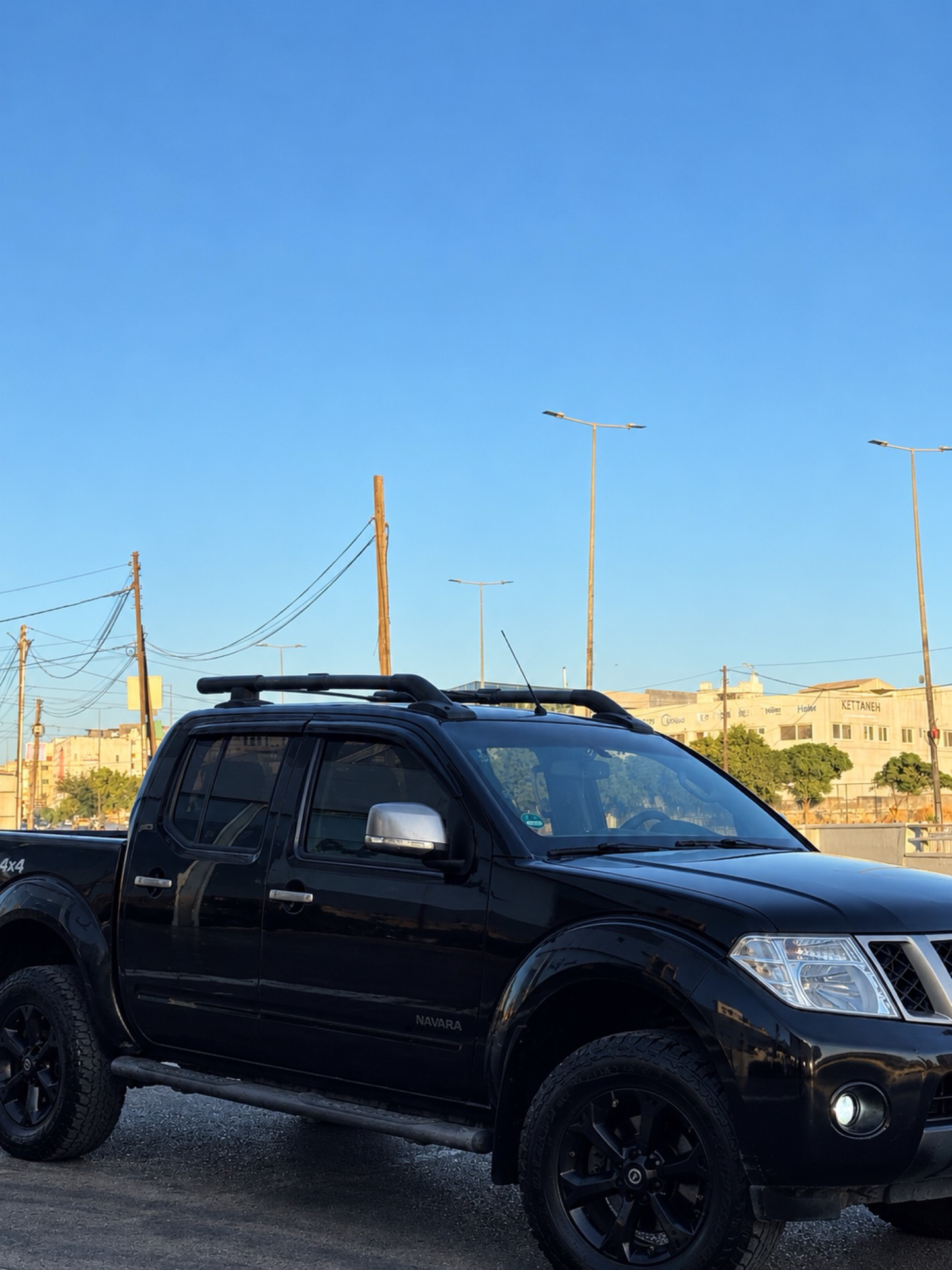 نيسان نافارا 2012