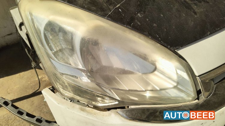 Lights Front light Citroen Berlingo