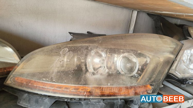 Lights Front light Citroen C4